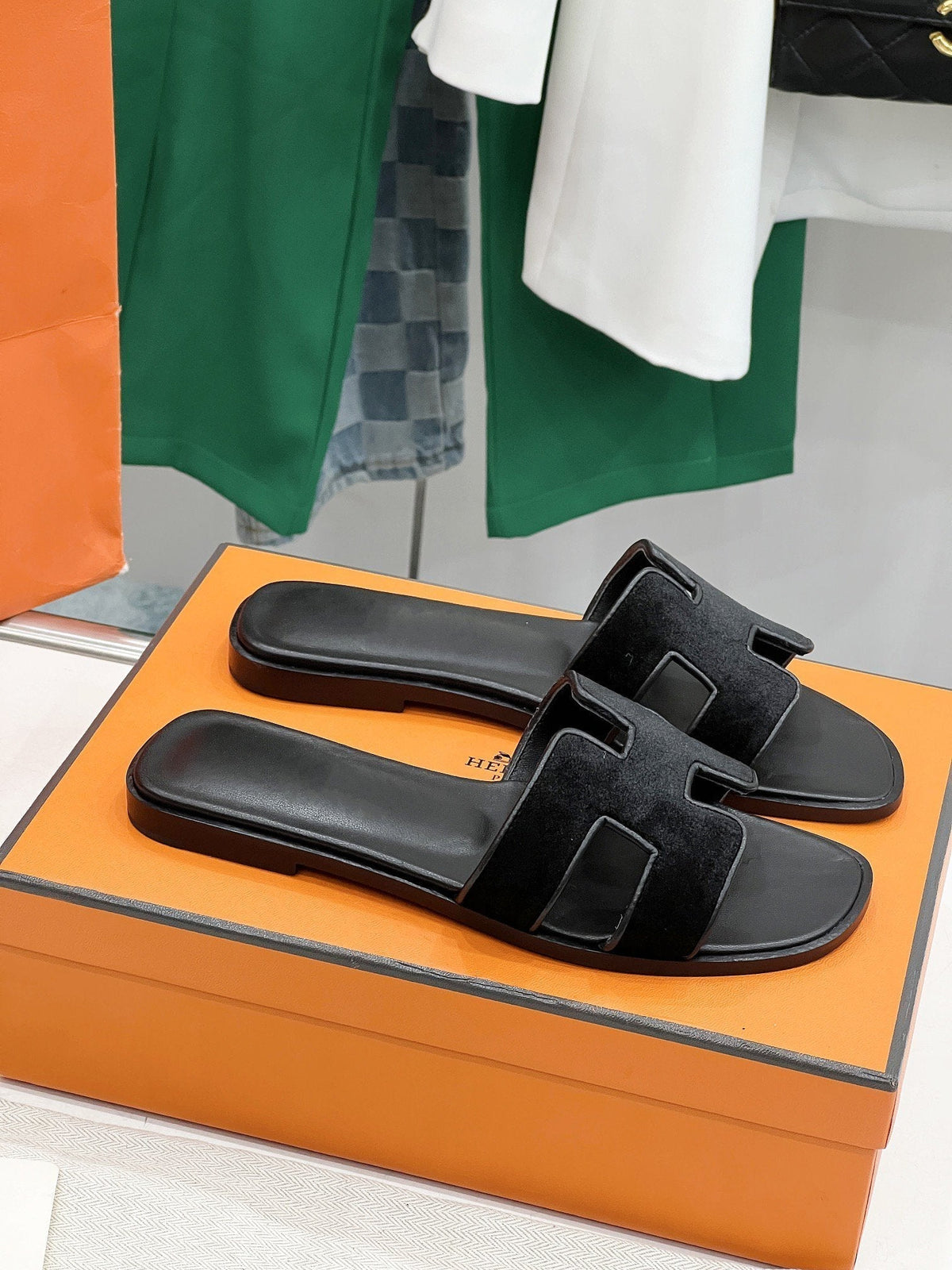 0ran sandal black velvet goatskin