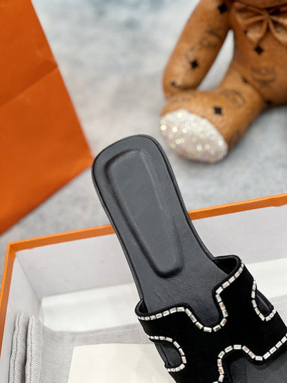 0ran sandal black suede goatskin